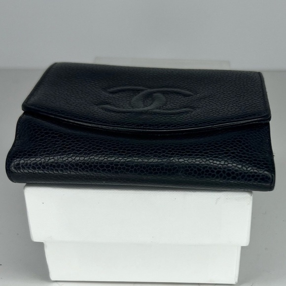 🖤Chanel Black Caviar Lambskin Leather CC Logo Bifold Wallet🖤 - Picture 12 of 14